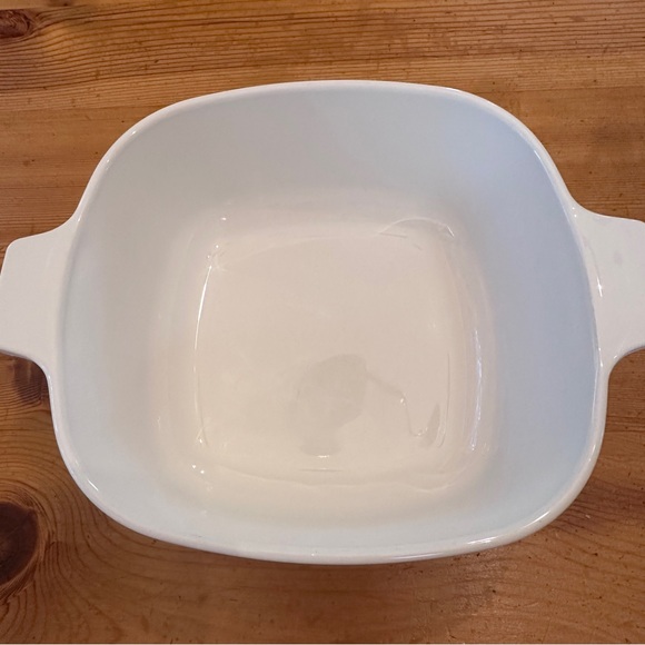 Vintage CorningWare dish 1 1/2 quart casserole dish from the \